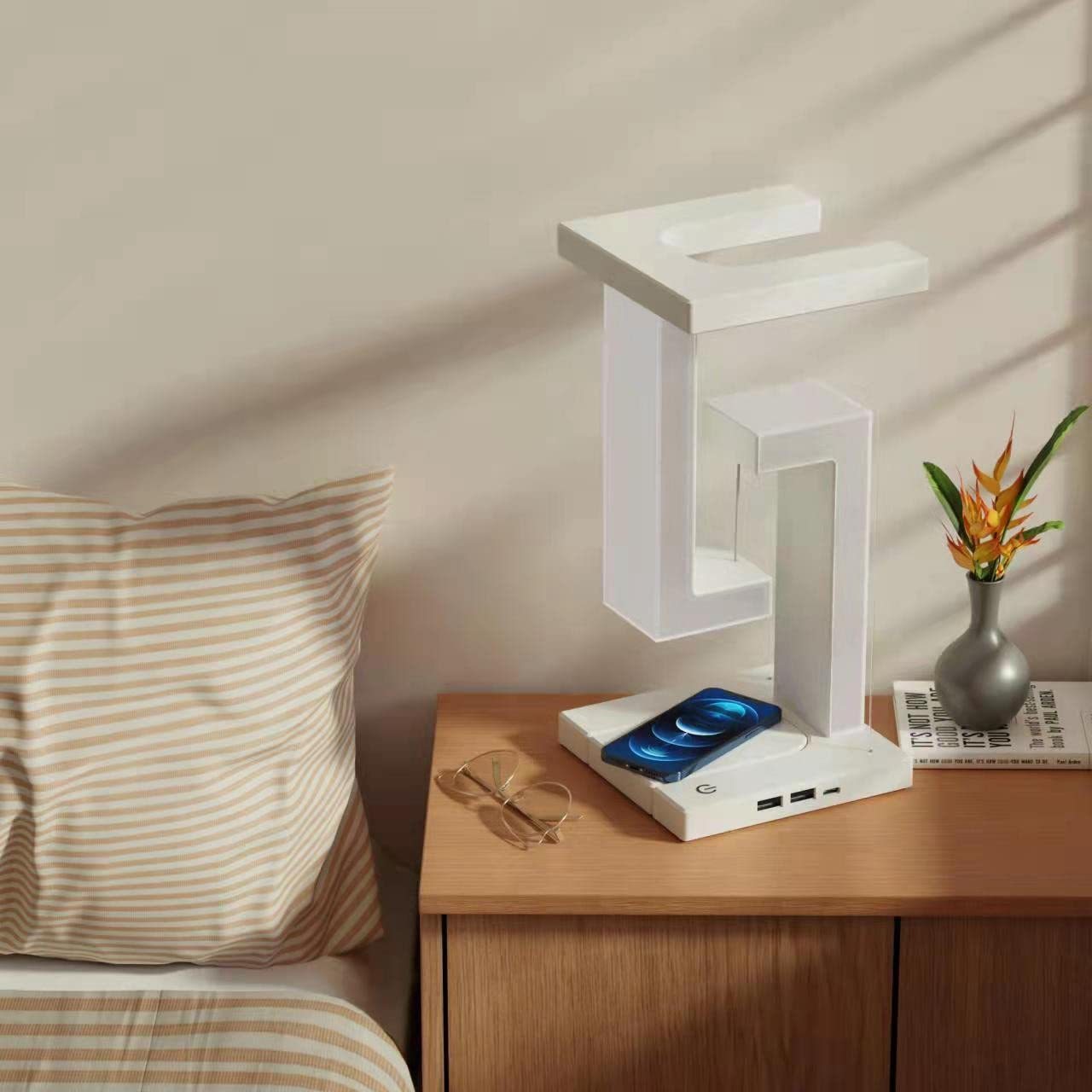 Floating Balance Lamp